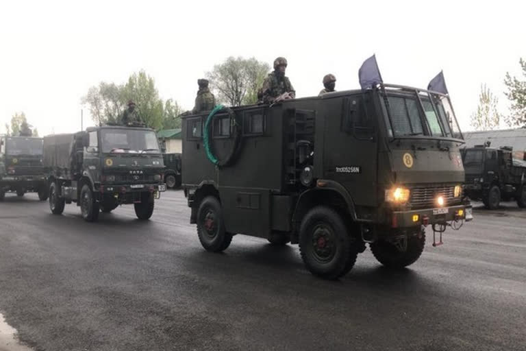 Indian Army turns flags 'blue' from 'red' for people-friendly look in Kashmir