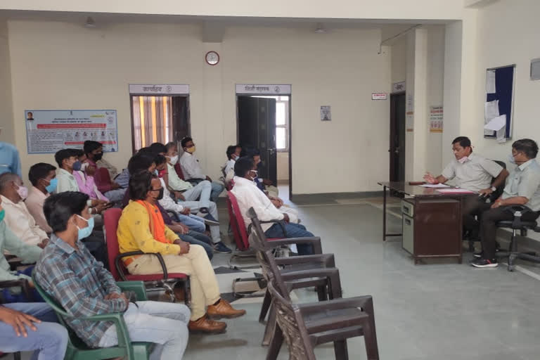 kanwas news, kanwas subdivision officer holds meeting