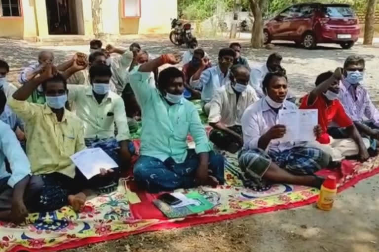 farmers protest at nellore