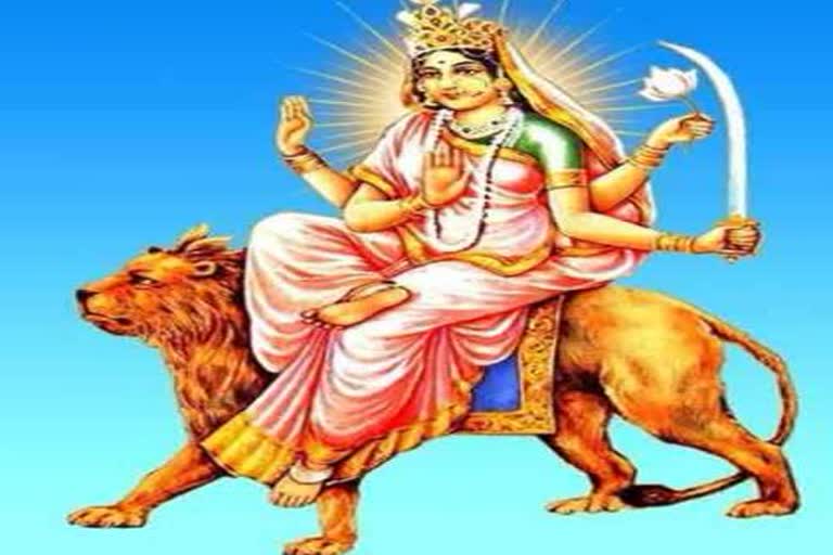 worship-maa-katyayani-on-the-sixth-day-of-navratri