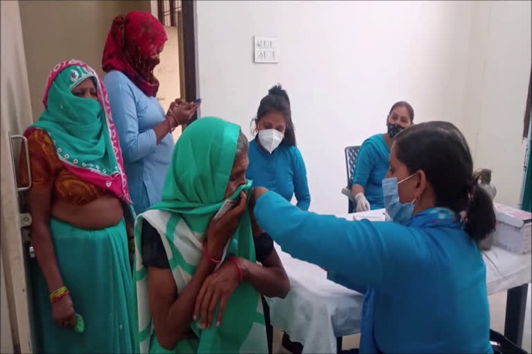 1 lakh people have been vaccinated in Palwal district