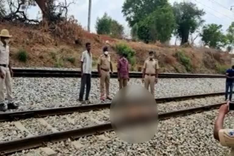 commited suicide under train