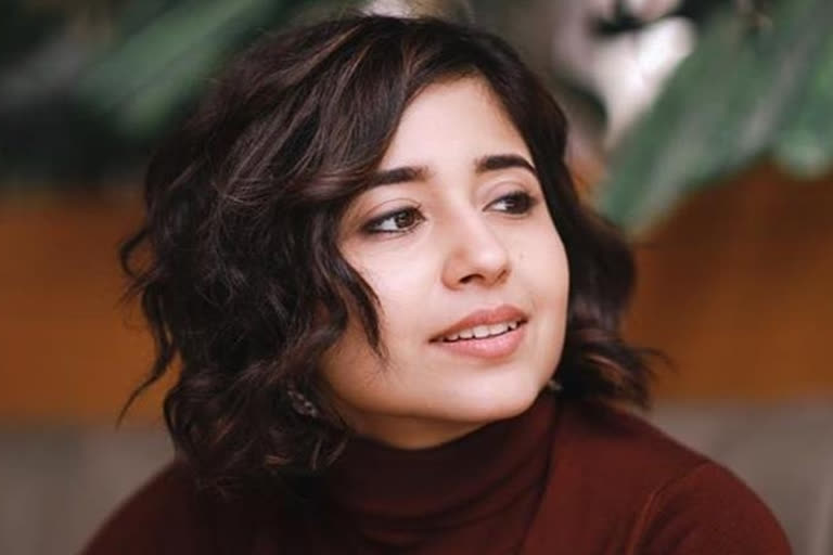 Shweta Tripathi shoots in Benaras amid Covid rise