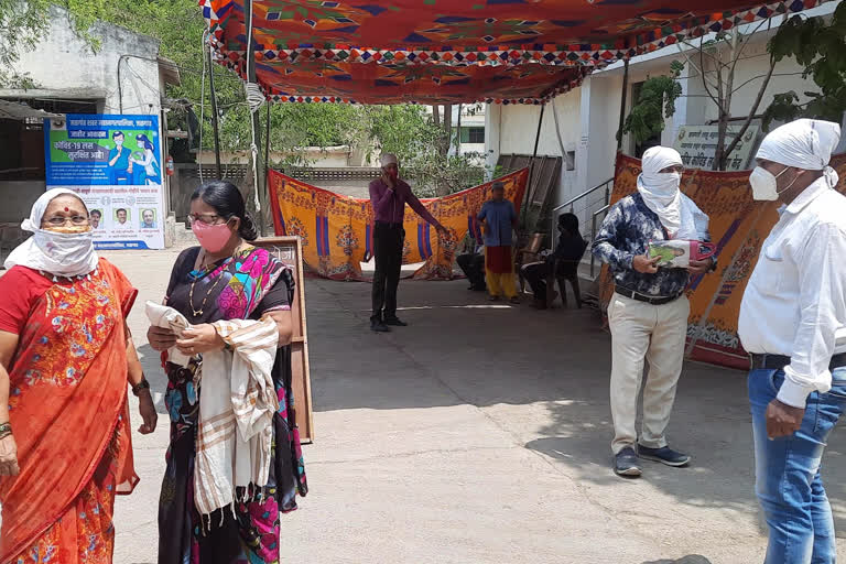 corona vaccination stop in jalgaon