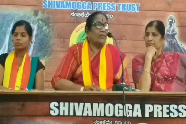 dr saraswathi chimmalagi contests in kasapa president post