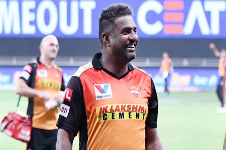 muttiah muralitharan discharged from hospital