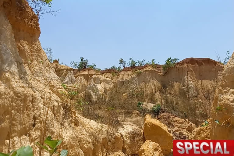 বাঁকুড়ার খোয়াই আজও পর্যটকের অপেক্ষায়