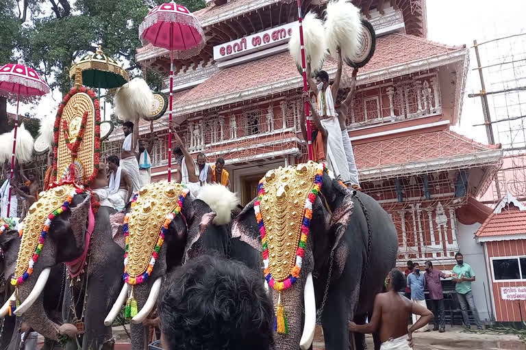 Covid  trissur pooram  pooram  പൂരം  കൊവിഡ്  തൃശൂർ പൂരം  കൊറോണ