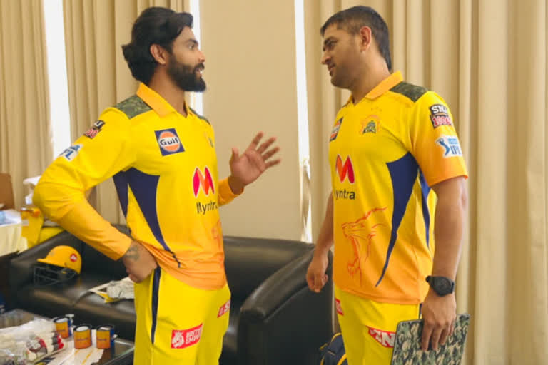 Jadeja, Dhoni