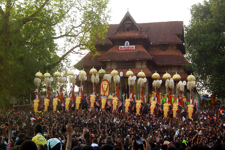 History of Thrissur pooram  തൃശ്ശൂർ പൂരം  തൃശ്ശൂർ പൂരം എല്ലാം ചടങ്ങു മാത്രം  തൃശ്ശൂർ പൂരം വാർത്തകൾ  തേക്കിൻകാട്  പൂരങ്ങളുടെ പൂരം  Thrissur pooram news  ശക്തൻ തമ്പുരാൻ