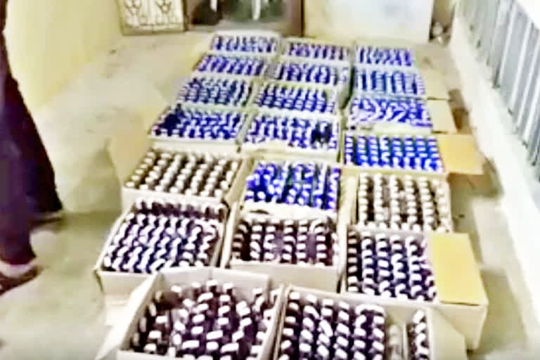 liquor seized at amadalavalasa