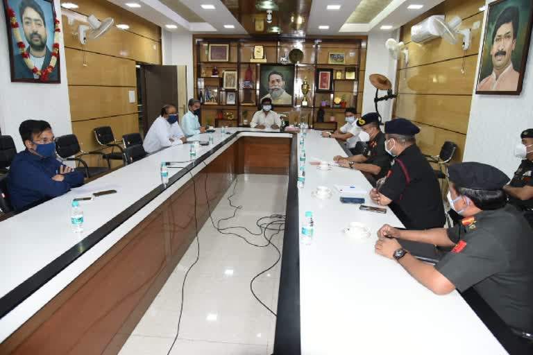 cm-hemant-soren-hold-meeting-with-army-officers-in-ranchi