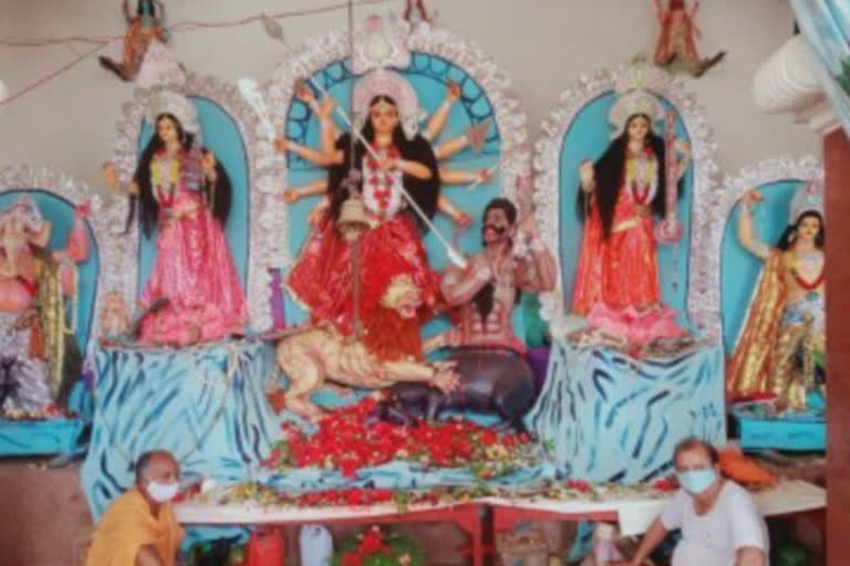 Simplicity finished Cheti Durga Puja in Dumka