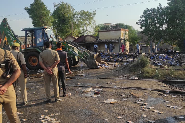 5 dead in Shahjahanpur rail accident