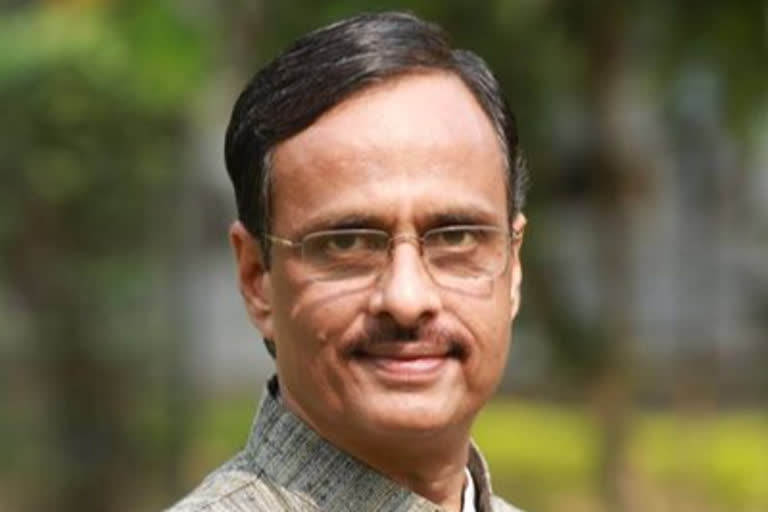 UP Deputy CM Dinesh Sharma, wife test positive for Covid