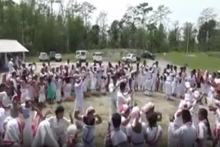 deori-bihu-at-jonai