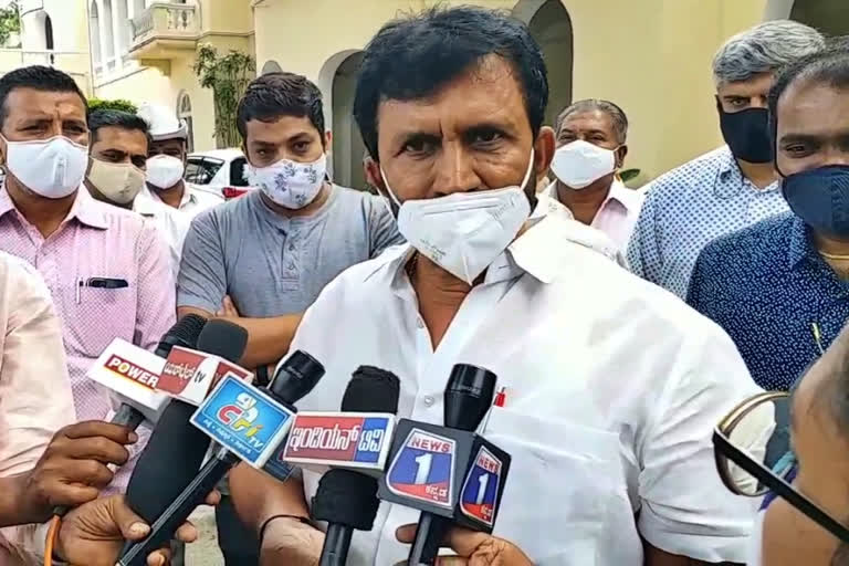 Semi Lockdown, Mysore Semi Lockdown, MLA Nagendra upset, MLA Nagendra upset on Government, ಸೆಮಿ ಲಾಕ್​ಡೌನ್​, ಮೈಸೂರು ಸೆಮಿ ಲಾಕ್​ಡೌನ್​, ಶಾಸಕ ನಾಗೇಂದ್ರ ಅಸಮಾಧಾನ, ಸರ್ಕಾರದ ಮೇಲೆ ಶಾಸಕ ನಾಗೇಂದ್ರ ಅಸಮಾಧಾನ,