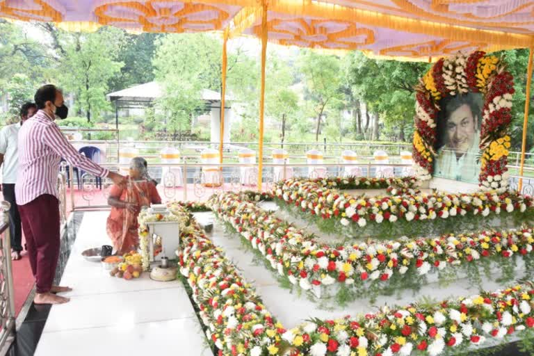 ವರನಟನ ಹುಟ್ಟುಹಬ್ಬಕ್ಕೆ‌ ಲಾಕ್‌‌ ಡೌನ್ ಎಫೆಕ್ಟ್