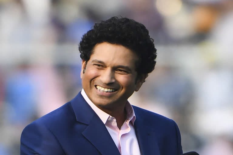 Sports  Sachin Tendulkar  Covid  Donate Plasma  Plasma  കൊവിഡ് ബാധിതര്‍  പ്ലാസ്മ ദാനം  പ്ലാസ്മ  സച്ചിന്‍ ടെണ്ടുല്‍ക്കര്‍  ജന്മദിനം