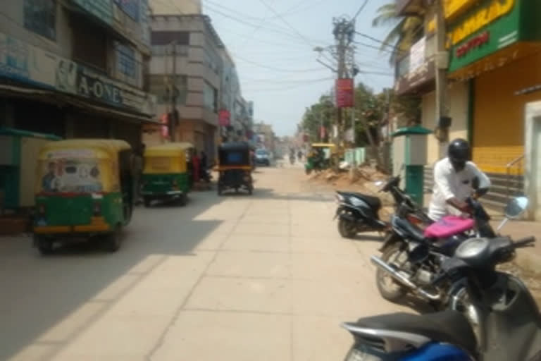 Siege of 112 vehicles in Tumkur