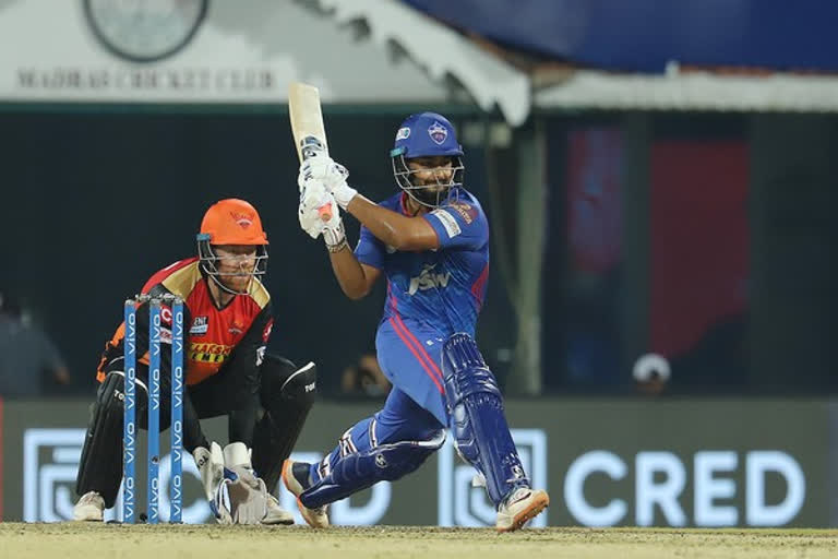 Delhi Capitals hold nerve to beat SRH in Super Over thriller