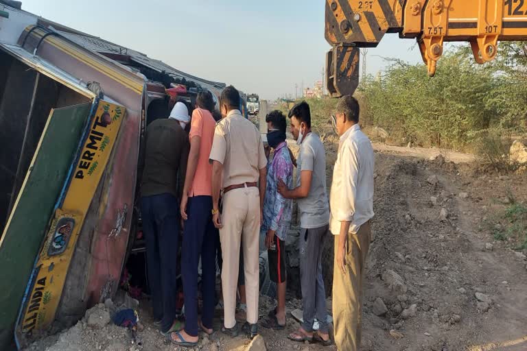 truck overturns in Ajmer, road accident in Ajmer