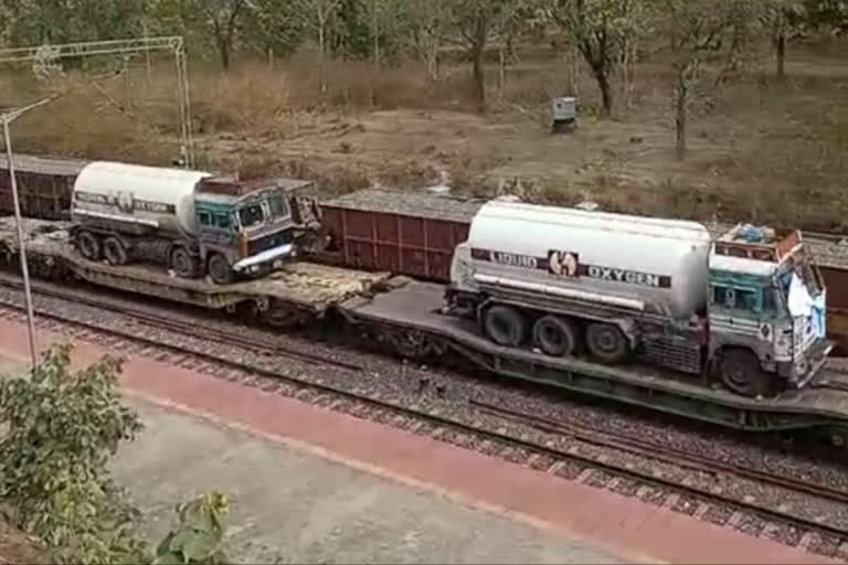 Oxygen Express being operated by constructing Green Corridor in ranchi