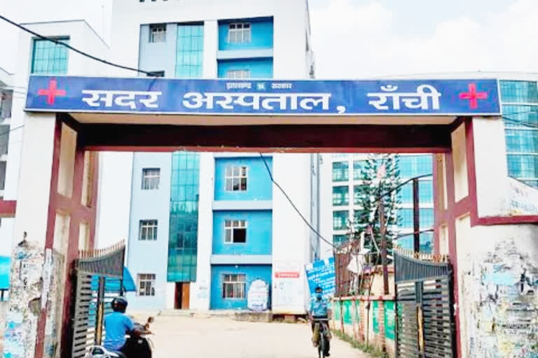 doctors and community health workers found absent at duty in ranchi