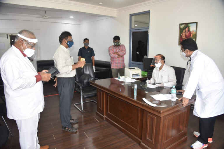 Collector Visit vims Covid Hospital