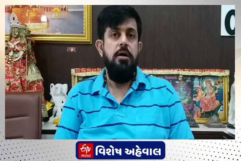 ટ્રાવેલ ઇન્ડસ્ટ્રીઝ પર કોરોનાની માઠી અસર