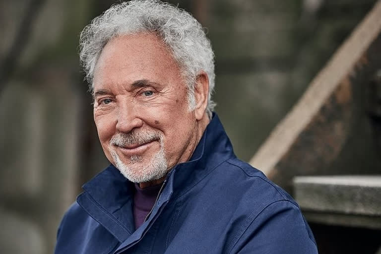 Tom Jones says fatherhood made him grow up quickly