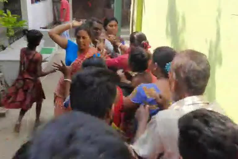 clash between two family in raiganj north dinajpur