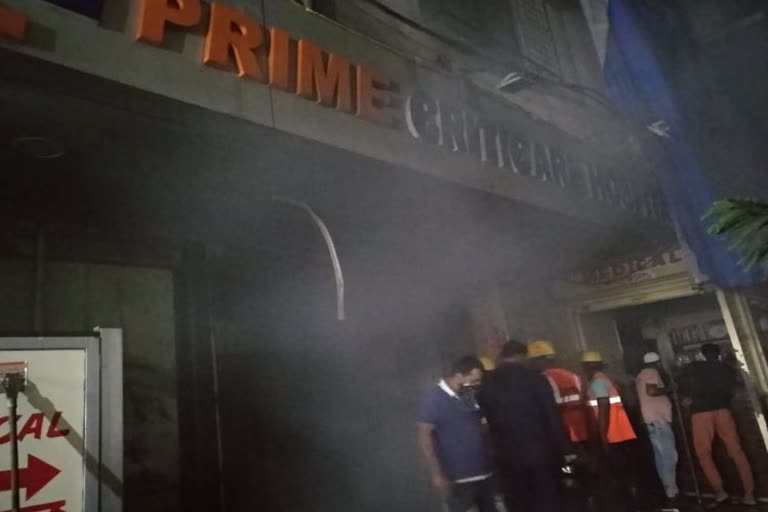 fire broke out in prime hospital thane, 4 patients died