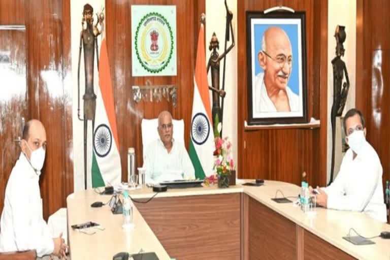 cm-bhupesh-baghel-holds-a-meeting