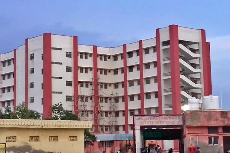 RBM district hospital, blackmarketing of oxygen cylinders