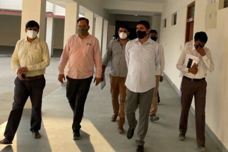 चिकित्सा व्यवस्थाओं का जायजा लिया,  बालोतरा बाड़मेर समाचार, Revenue Minister Harish Choudhary's inspection