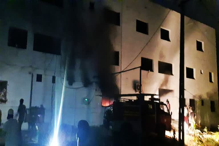 14 died as fire breaks out at a covid hospital in Bharuch