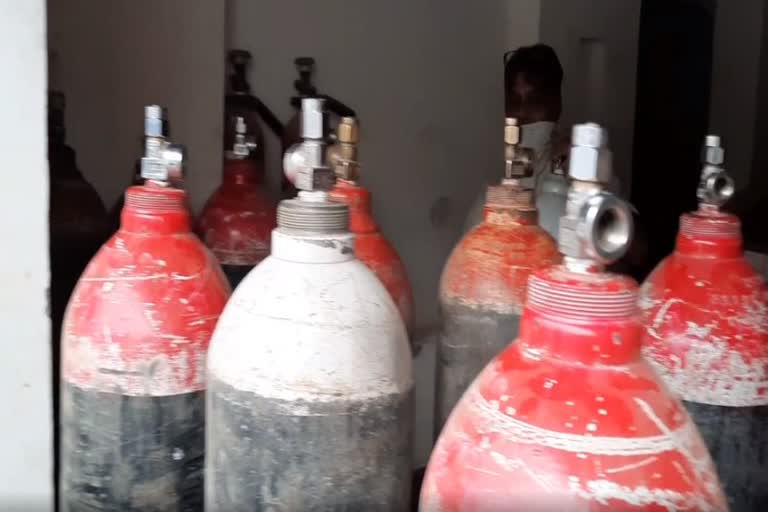 jind-cm-flying-raids-recovered-15-oxygen-gas-cylinders