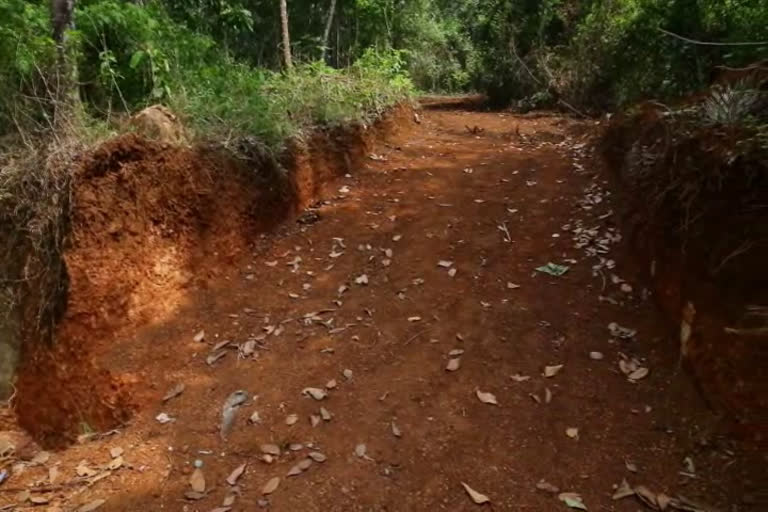 panchayath land issue  കോടോം ബേളൂർ പഞ്ചായത്ത്  കാസർകോട് വാര്‍ത്തകള്‍  kasargode news