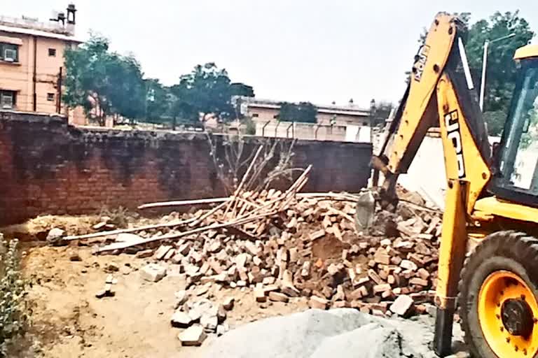 जेडीए कार्रवाई  विजिलेंस  encroachment  jda  जेडीए  सड़क सीमा से हटाए अतिक्रमण  Encroachments removed from road border  जयपुर विकास प्राधिकरण  Jaipur Development Authority