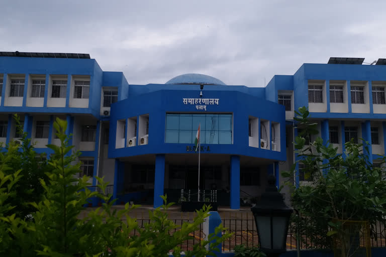 covid control room built in the collectorate in palamu