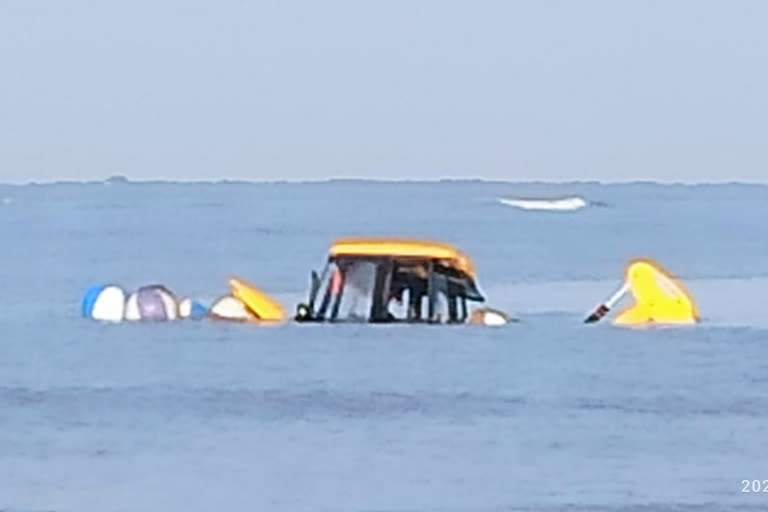 JCB sank in the sea while rescuing the stranded boat
