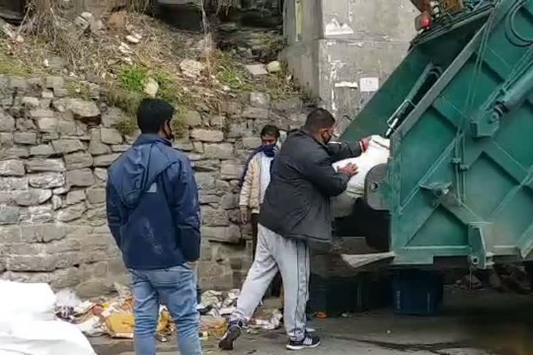 Cleaning system can break in Shimla