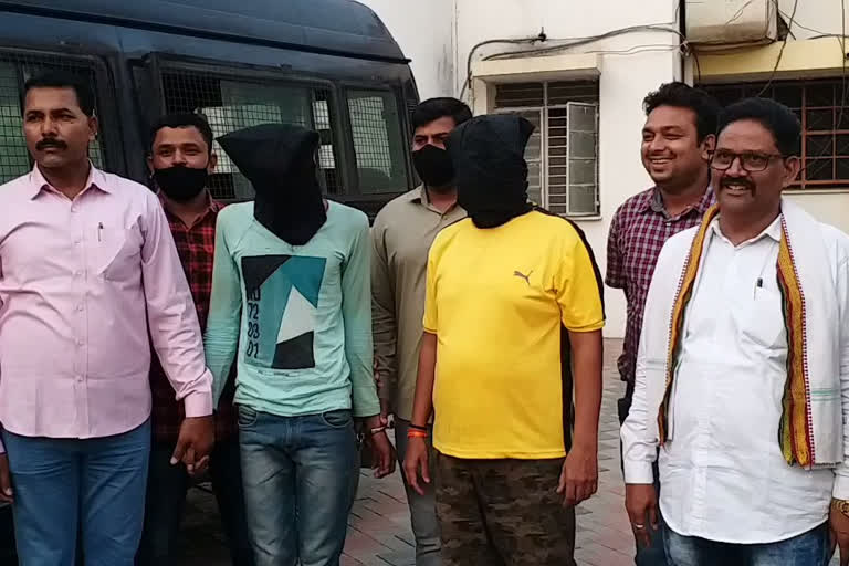 Gold chain thief arrested in Jalgaon