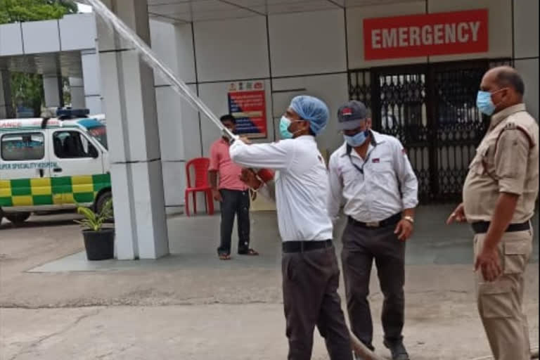 Mock drill for fire protection done in two hospitals in dhanbad