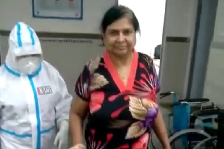 56 वर्षीय महिला ने दी कोरोना को मात , 56-year-old woman beats Corona