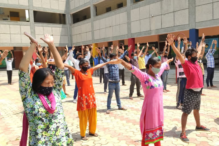 arrangement of yoga and exercise with medicine in quarantine center of pushp vihar