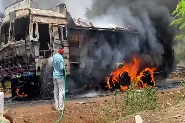 fire in a truck filled with manure