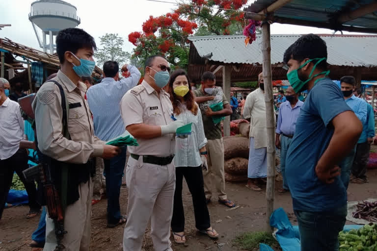 চলিত মাহৰ বাবে নিত্য ব্যৱহাৰ্য সামগ্ৰীসমূহৰ মূল্য নিৰ্ধাৰণ বিশ্বনাথ জিলা প্ৰশাসনৰ