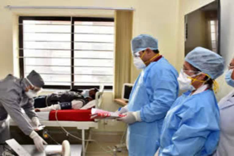 Govt allows cash payment of over Rs 2 lakh for COVID-19 treatment at hospitals